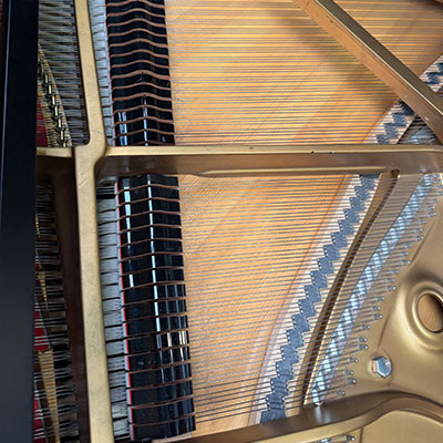 Steinway-&-Sons-gebruikte-vleugel-zwart